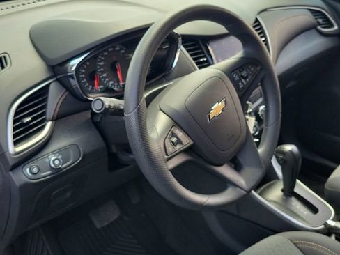 Used 2020 Chevrolet Trax LS w/ Tint and Cruise Package FWD image 18