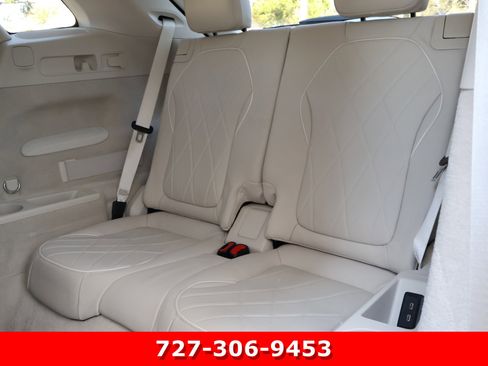 Certified 2023 Mercedes-Benz EQS 580 4MATIC SUV image 18