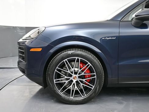 New 2026 Porsche Cayenne S image 12