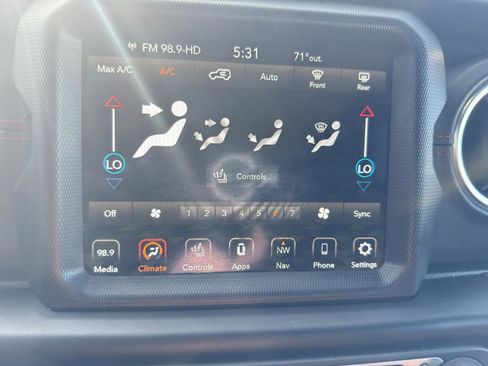 Used 2020 Jeep Wrangler Unlimited Rubicon w/ Quick Order Package 28Y Recon AWD/4WD image 58