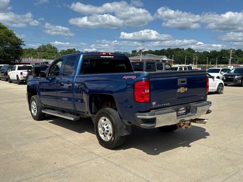 Used 2015 Chevrolet Silverado 2500 LT w/ LT Convenience Package AWD/4WD image 4