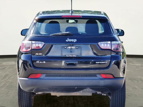 Used 2018 Jeep Compass Sport w/ Cold Weather Group AWD/4WD image 3