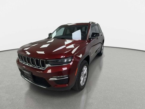 Used 2022 Jeep Grand Cherokee Limited AWD/4WD image 4