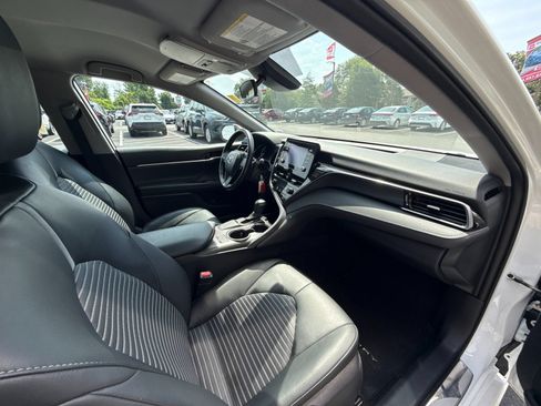 Used 2023 Toyota Camry SE FWD image 27