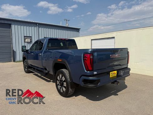 Used 2025 GMC Sierra 2500 Denali w/ Denali Reserve Package AWD/4WD image 7