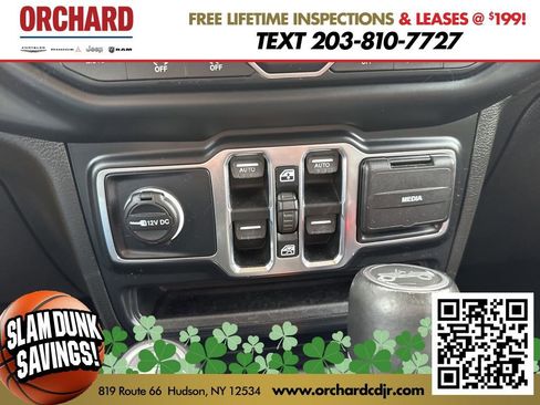 Used 2019 Jeep Wrangler Unlimited Sahara w/ Dual Top Group image 35