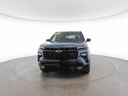 Used 2025 Chevrolet Traverse RS image 31