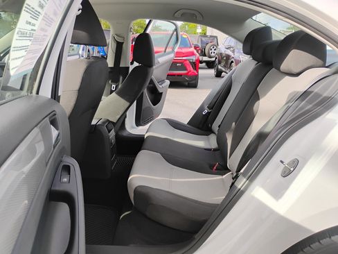 Used 2017 Volkswagen Jetta S FWD image 23