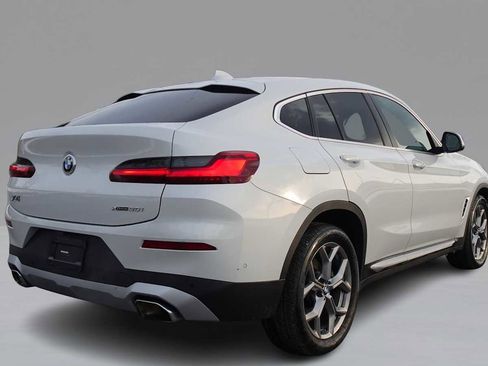 Used 2023 BMW X4 xDrive30i w/ Parking Assistance Package image 5