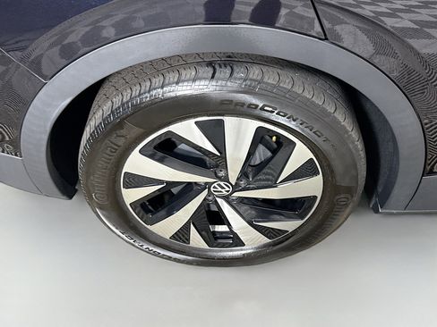 Used 2023 Volkswagen ID.4 Pro image 33