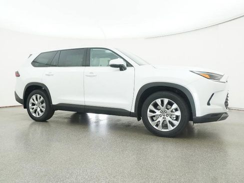 New 2026 Toyota Grand Highlander Limited image 55