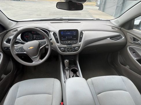 Used 2020 Chevrolet Malibu LS w/ Driver Confidence Package II FWD image 10