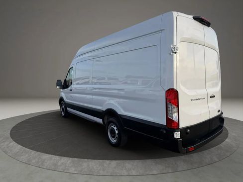 Used 2024 Ford Transit 250 148 High Roof Extended image 4