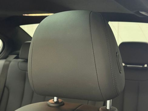 Used 2019 BMW 530e w/ Convenience Package image 22