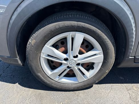 Used 2020 Nissan Kicks S FWD image 9