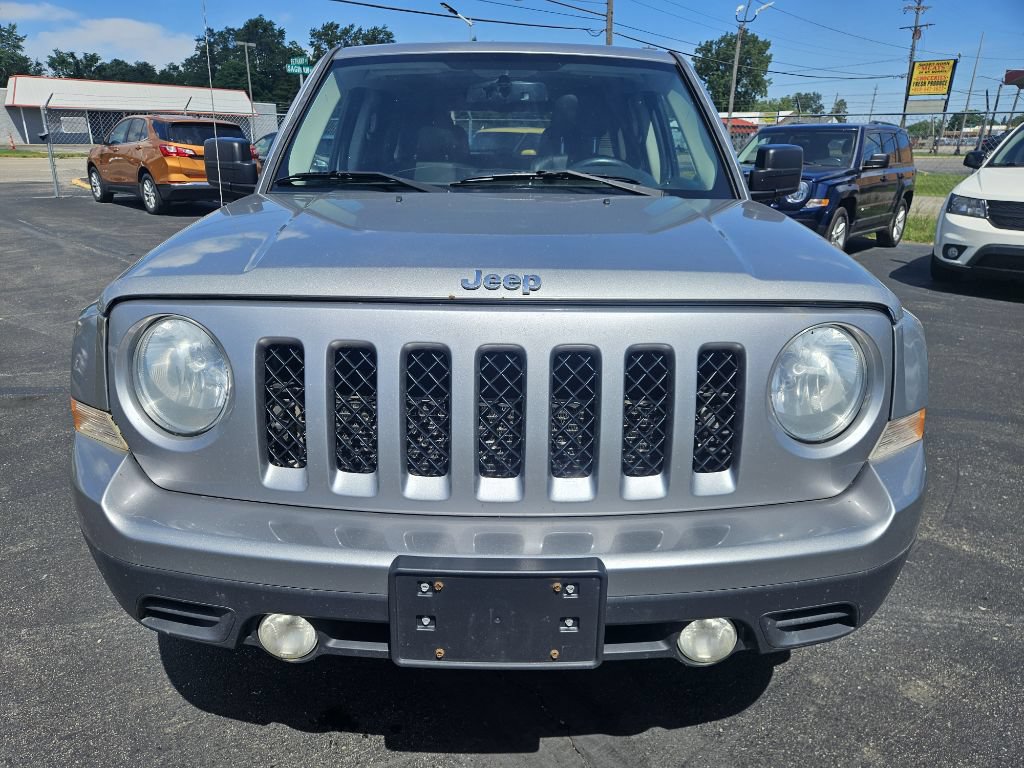 Used 2015 Jeep Patriot High Altitude AWD/4WD image 4