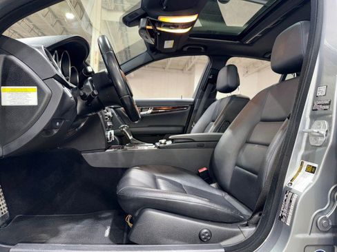 Used 2014 Mercedes-Benz C 250 Sedan image 51