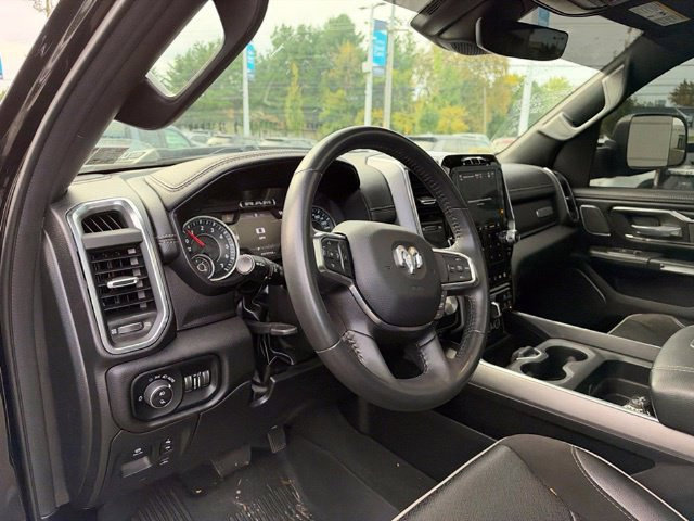 Used 2024 RAM 1500 Laramie AWD/4WD image 19