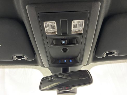 Used 2016 RAM 2500 Limited AWD/4WD image 18