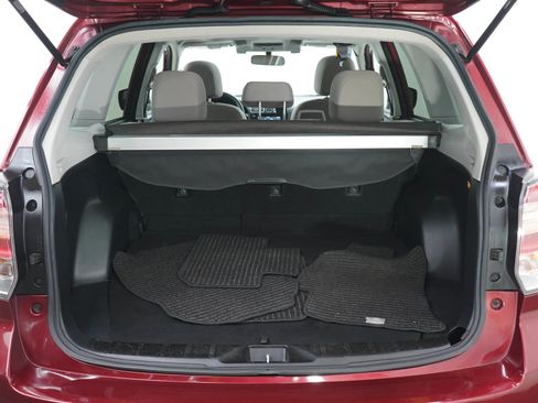 Used 2017 Subaru Forester 2.5i Premium AWD/4WD image 16