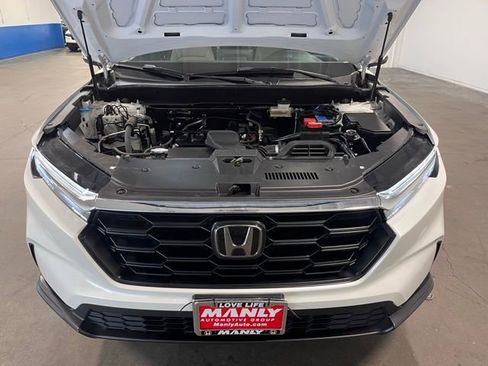 Used 2023 Honda CR-V LX image 9