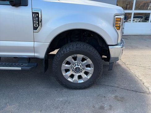 Used 2019 Ford F250 Lariat w/ Chrome Package AWD/4WD image 21