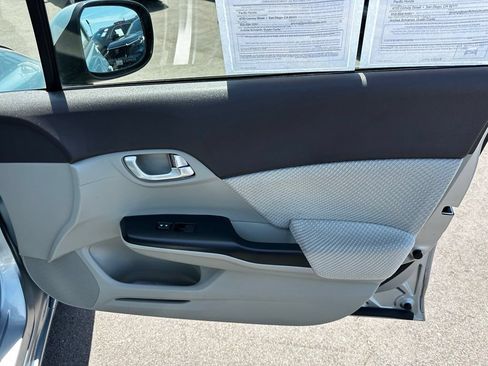 Used 2012 Honda Civic Hybrid Sedan image 15