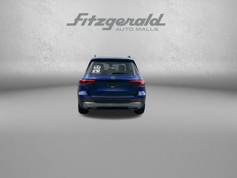 Used 2020 Mercedes-Benz GLB 250 4MATIC w/ Premium Package image 6
