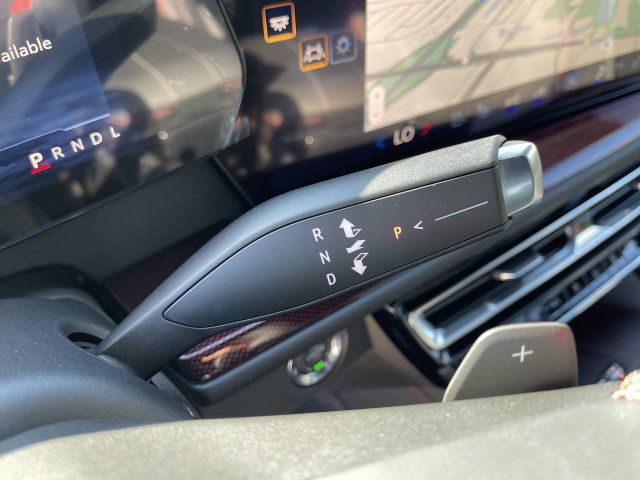 New 2027 Chevrolet Traverse RS w/ LPO, Floor Liner Package AWD/4WD image 20