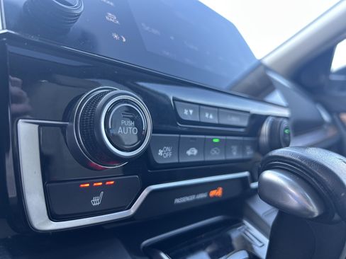 Certified 2017 Honda CR-V Touring image 25