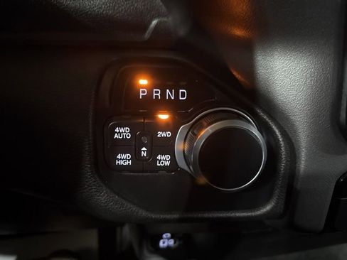 Used 2020 RAM 1500 Big Horn AWD/4WD image 17
