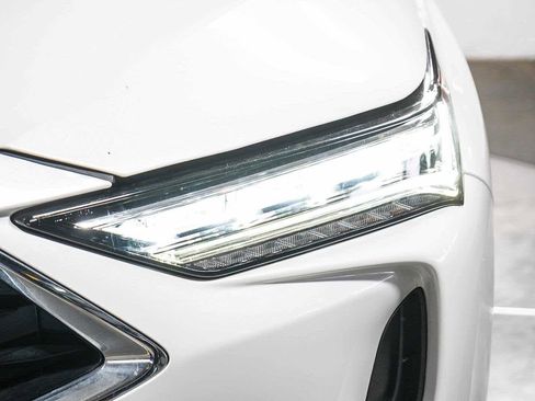 Certified 2023 Acura MDX FWD w/ Technology Package image 8