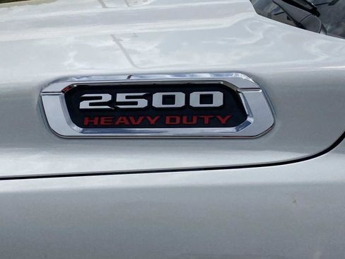 New 2026 RAM 2500 Limited AWD/4WD image 9