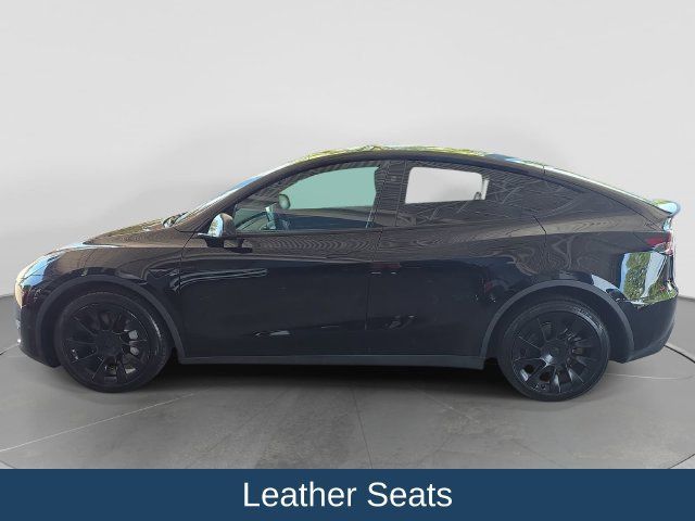 Used 2025 Tesla Model Y Long Range AWD/4WD image 5