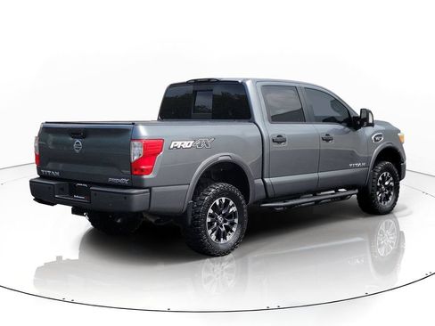 Used 2017 Nissan Titan PRO-4X w/ Pro-4x Convenience Package AWD/4WD image 6