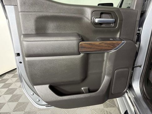 Used 2022 GMC Sierra 1500 SLT w/ SLT Premium Package image 19