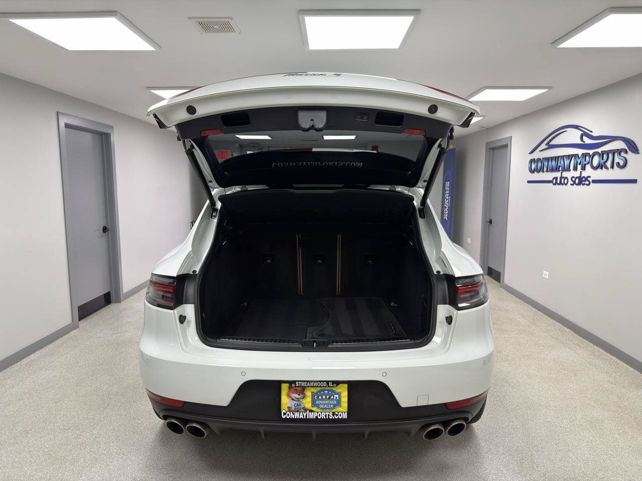 Used 2019 Porsche Macan S w/ Premium Package Plus AWD/4WD image 35
