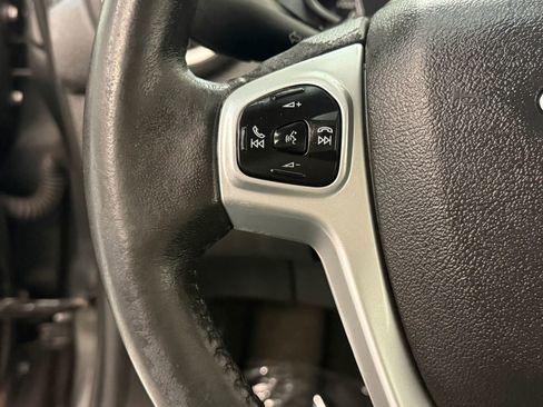 Used 2015 Ford Fiesta SE image 28