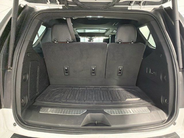 Used 2023 GMC Yukon Denali Ultimate AWD/4WD image 25