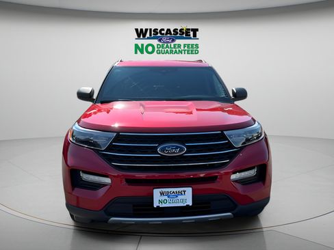 Certified 2023 Ford Explorer XLT w/ Equipment Group 202A AWD/4WD image 10