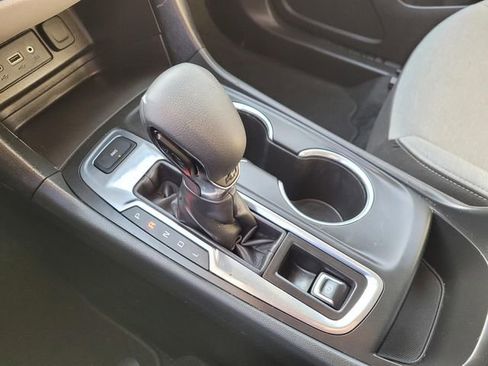 Used 2024 Chevrolet Equinox LT image 24