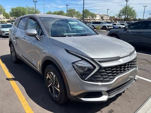 Certified 2023 Kia Sportage LX AWD/4WD image 4
