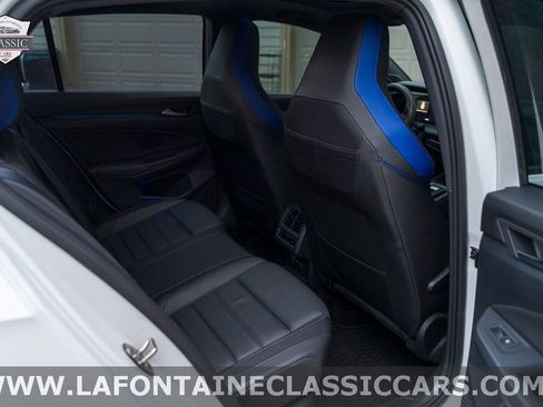 Used 2022 Volkswagen Golf R image 76