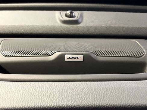 Used 2022 Chevrolet Colorado Z71 image 19