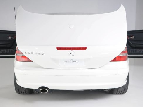 Used 2002 Mercedes-Benz SLK 320 image 13