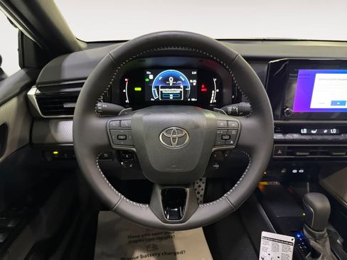 New 2026 Toyota Camry SE image 12