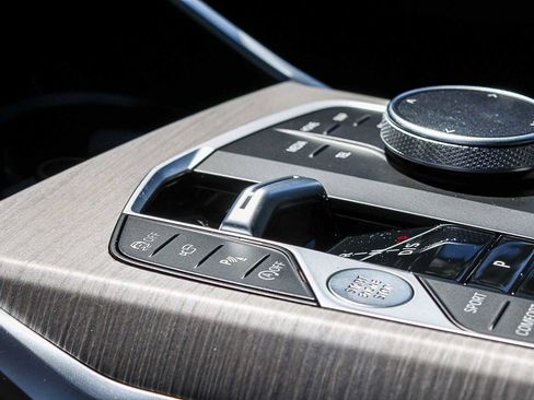 New 2026 BMW 330i Sedan RWD image 22