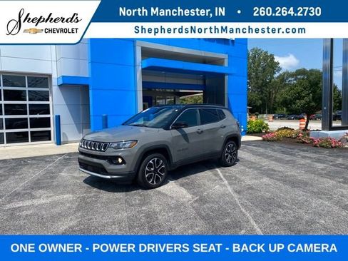 Used 2023 Jeep Compass Limited AWD/4WD image 1