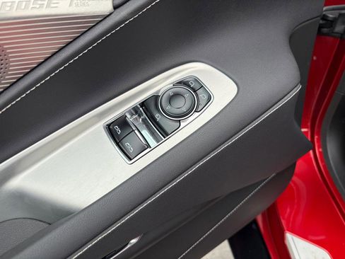 Used 2024 Chevrolet Corvette Stingray Preferred Cpe w/ Z51 Performance Package image 8