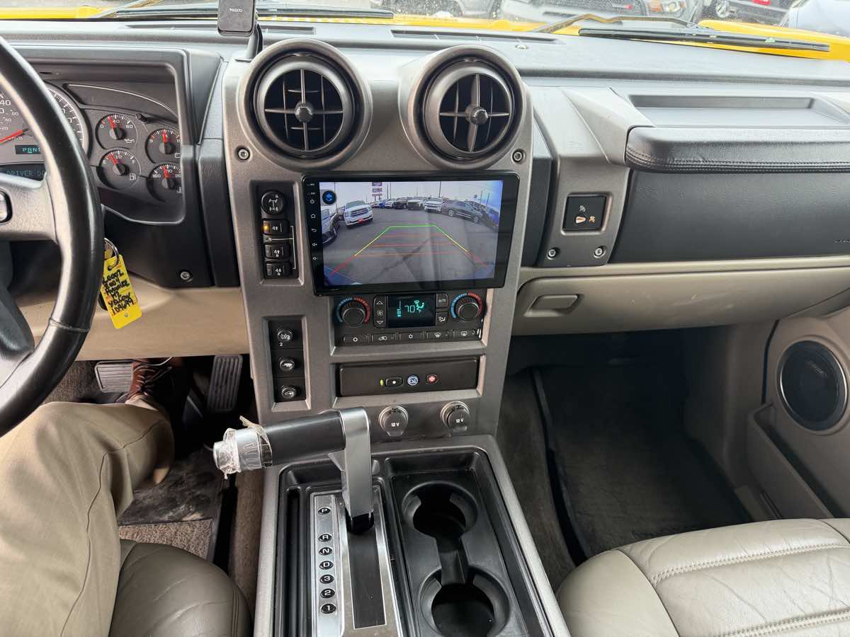 Used 2004 HUMMER H2 AWD/4WD image 9